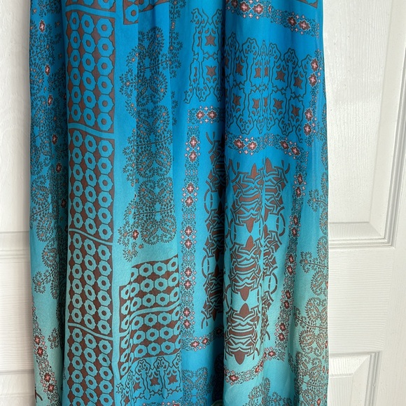 BOSTON PROPER spaghetti string handkerchief bottom dress size 6 blue Aztec print - Picture 4 of 13